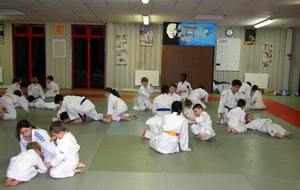 Ne Waza (judo au sol), les plus gradés apprennent au moins gradés
