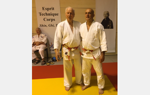 Avec M Serge OUDARD, 91 ans, 8ème dan, pionnier du Judo français